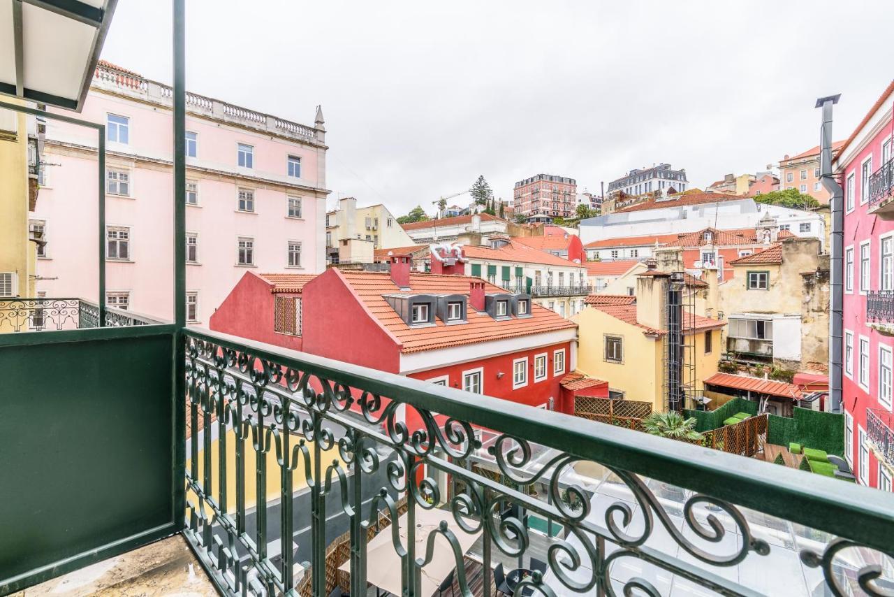 Modern Flat In Downtown Lisbon By Lovelystay ภายนอก รูปภาพ