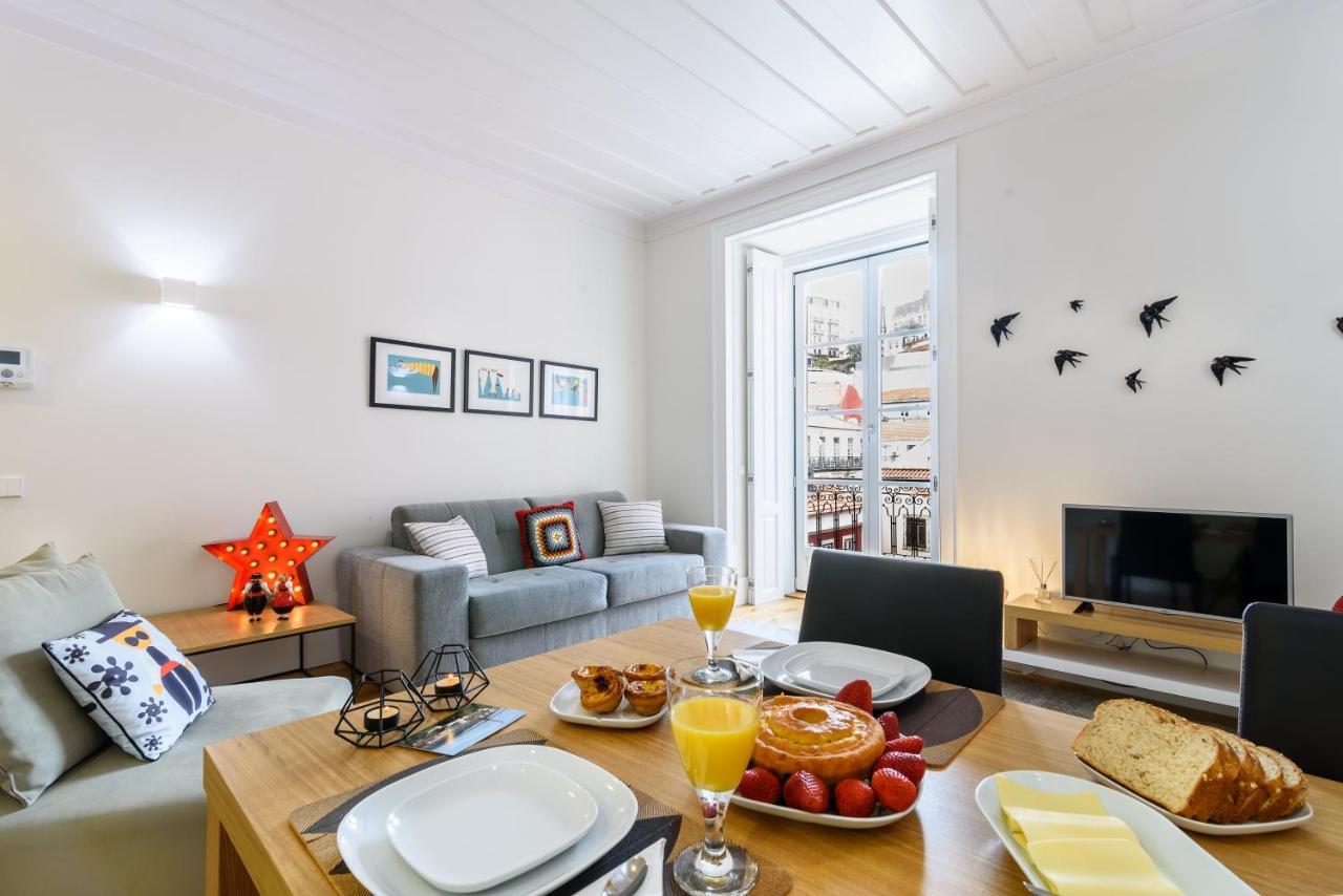 Modern Flat In Downtown Lisbon By Lovelystay ภายนอก รูปภาพ